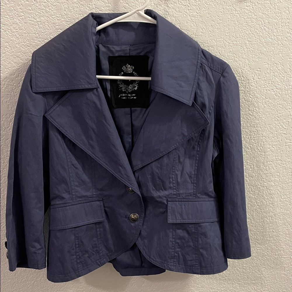Elegant Women's Blue Blazer